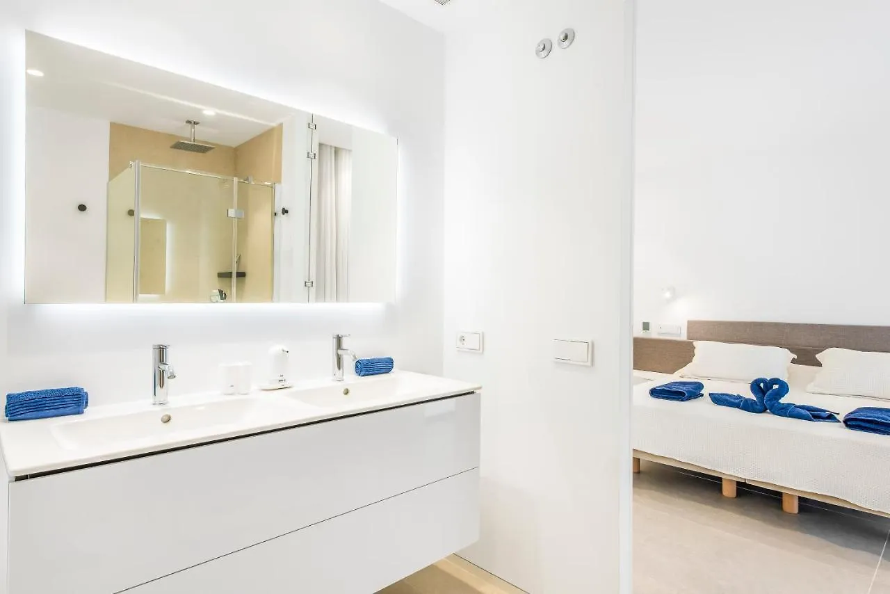 New Luxury Apartment First Line Sea View パルム・マール