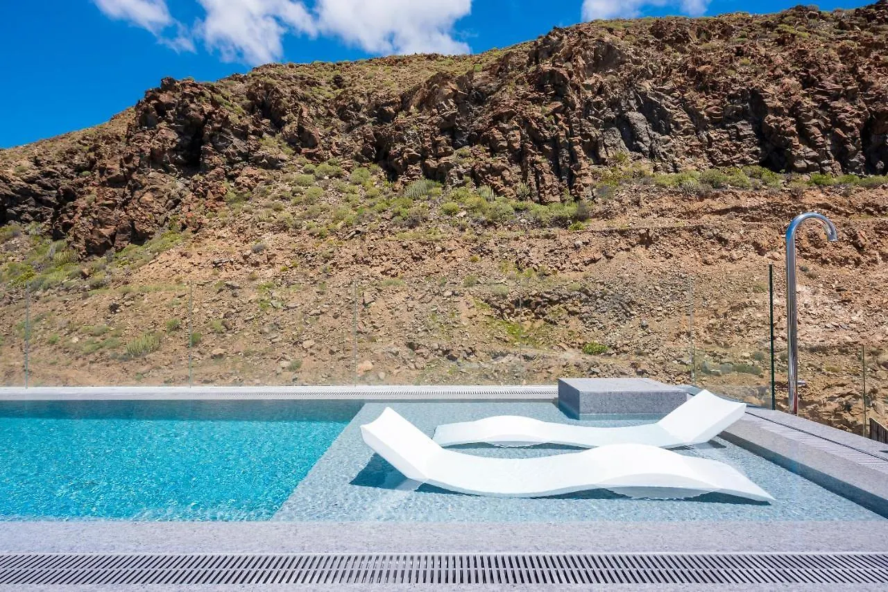 New Luxury Apartment First Line Sea View Palm-mar