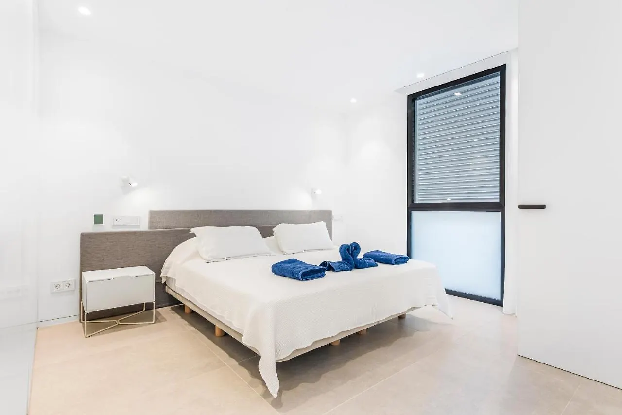 New Luxury Apartment First Line Sea View パルム・マール